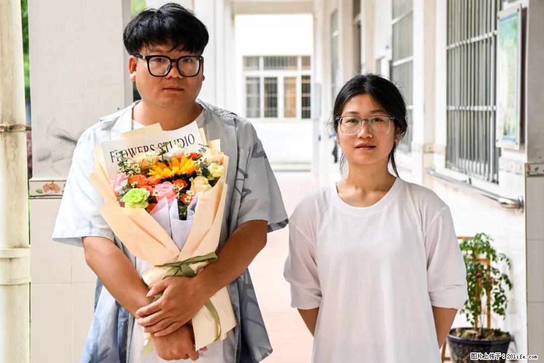 全网追的“扁担女孩”，找了一份暑假工，时薪12元 - 六安生活资讯 - 六安28生活网 la.28life.com